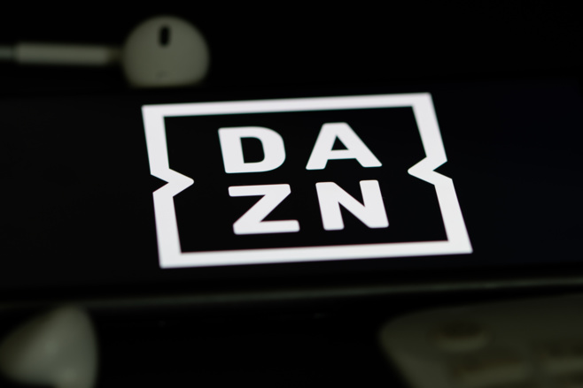 Après Canal+, DAZN débarque à son tour sur la TV d'Orange en Outre-Mer