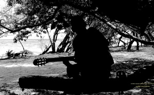 Portrait intime de Dominique PANOL, véritable ovni de la musique antillaise dans un film documentaire, le 29 novembre sur Guadeloupe La 1ère