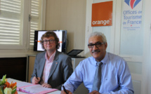 Orange et la Fédération Réunionnaise de Tourisme signent une convention destinée à renforcer leur collaboration dans le développement de l’usage des TIC auprès des Prestataires Touristiques